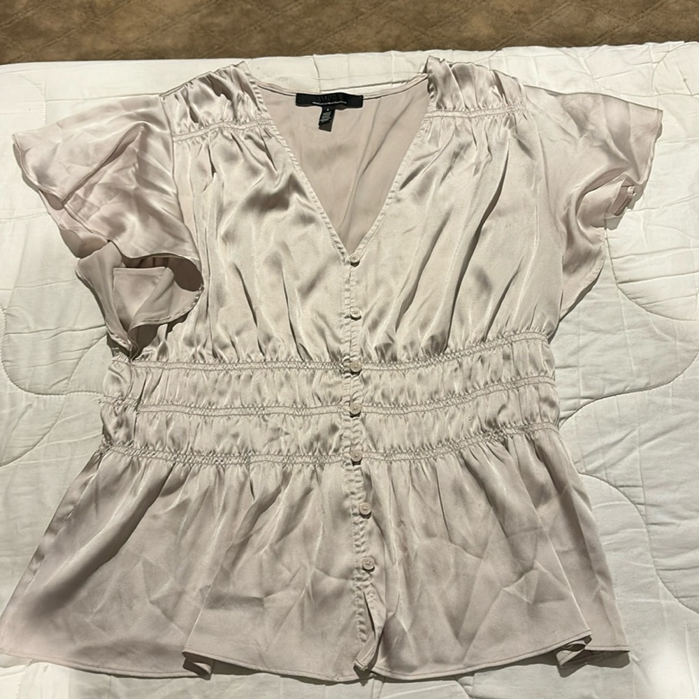 White House Black Market taupe or tan satin top Size L EUC